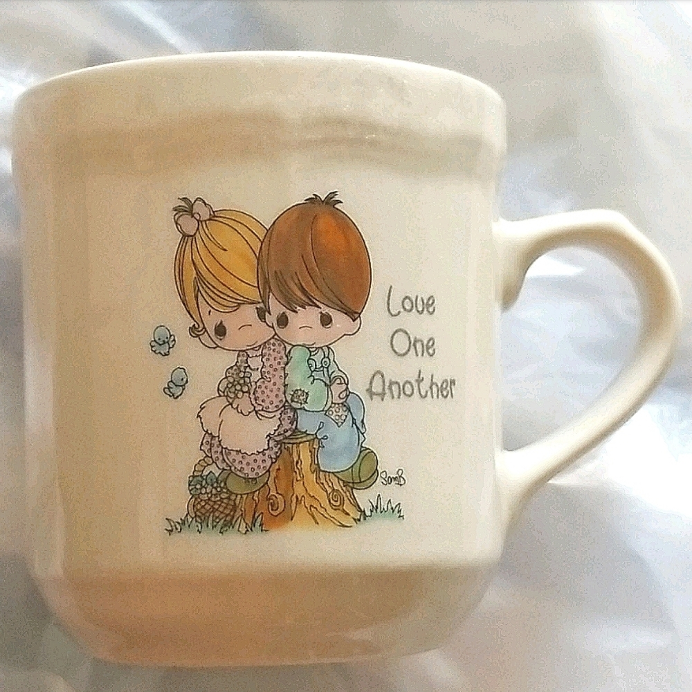 Precious Moments Coffee Mug - Picture 1 of 3